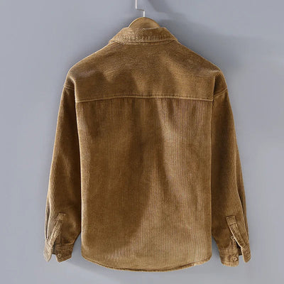 Klassisch designte Cordjacke