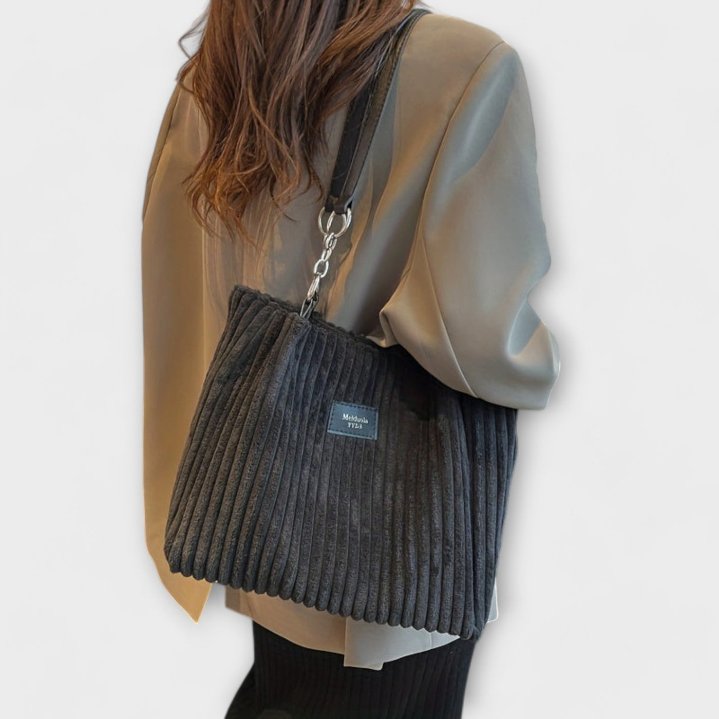 Flair. - Weiche Cord-Schultertasche