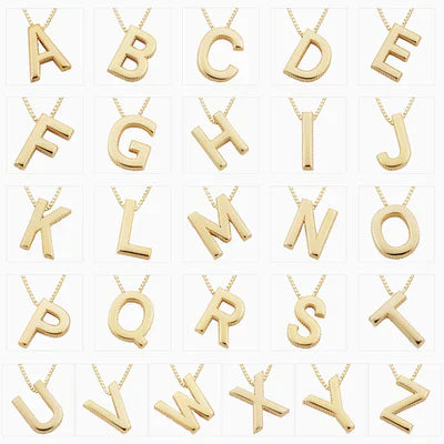 Halskette mit Initialen in Form eines Liebesbriefs
