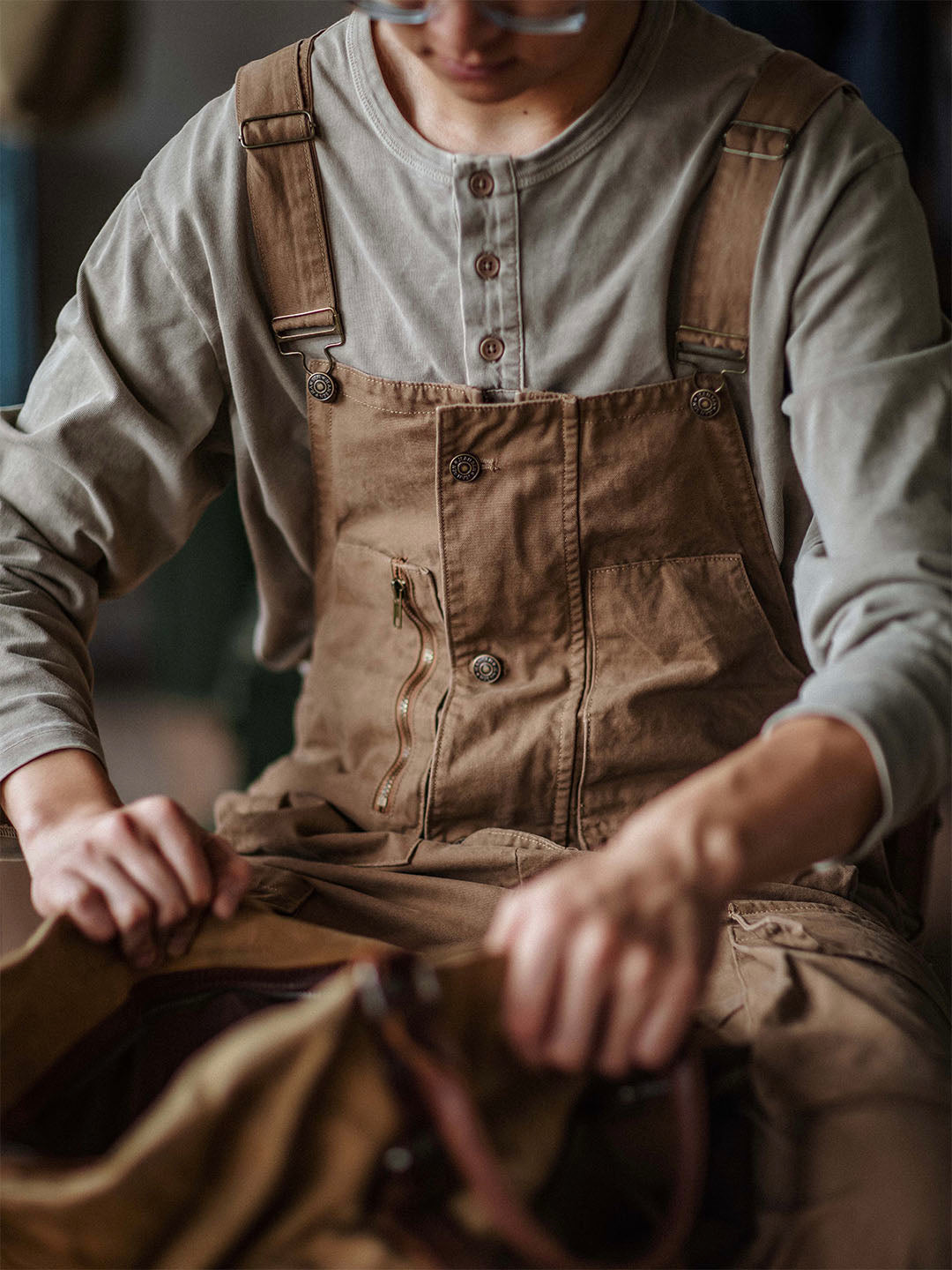 Émile™ | Robuste dunkelblaue Latzhose