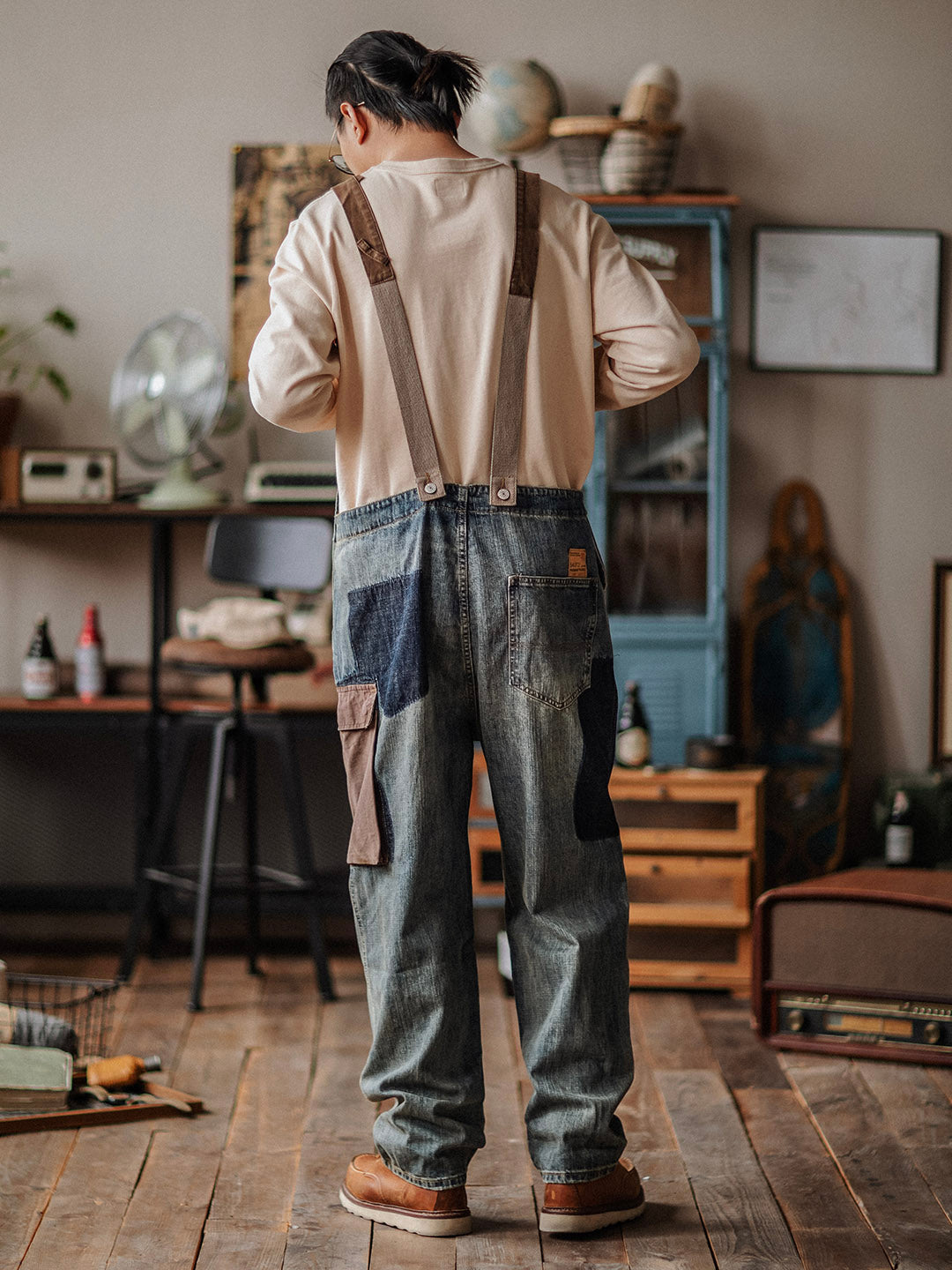 Paul™ | Lässige hellblaue Latzhose