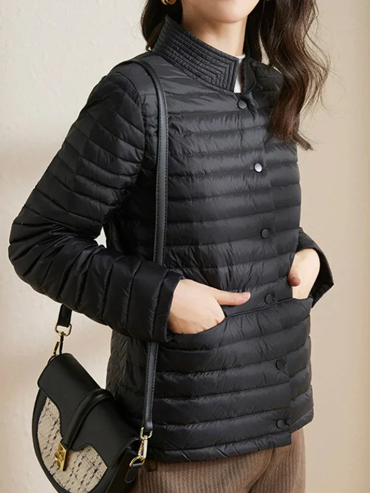 LUCIANA – Feine Seidenjacke für Frühling & Sommer