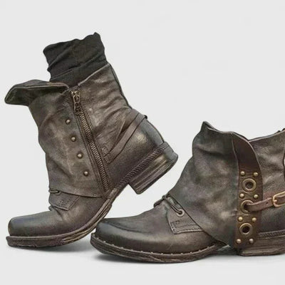 NORTHLINE STUDIO | Nietenstiefel
