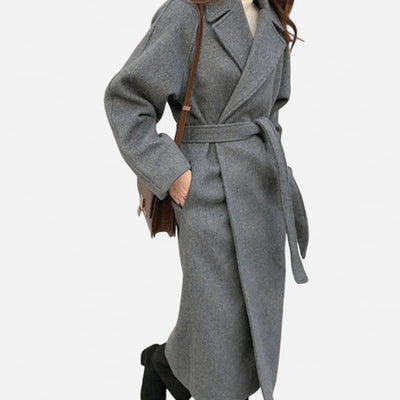 Damen Langmantel aus Wolle – Minimalistisches Design mit Gürtel