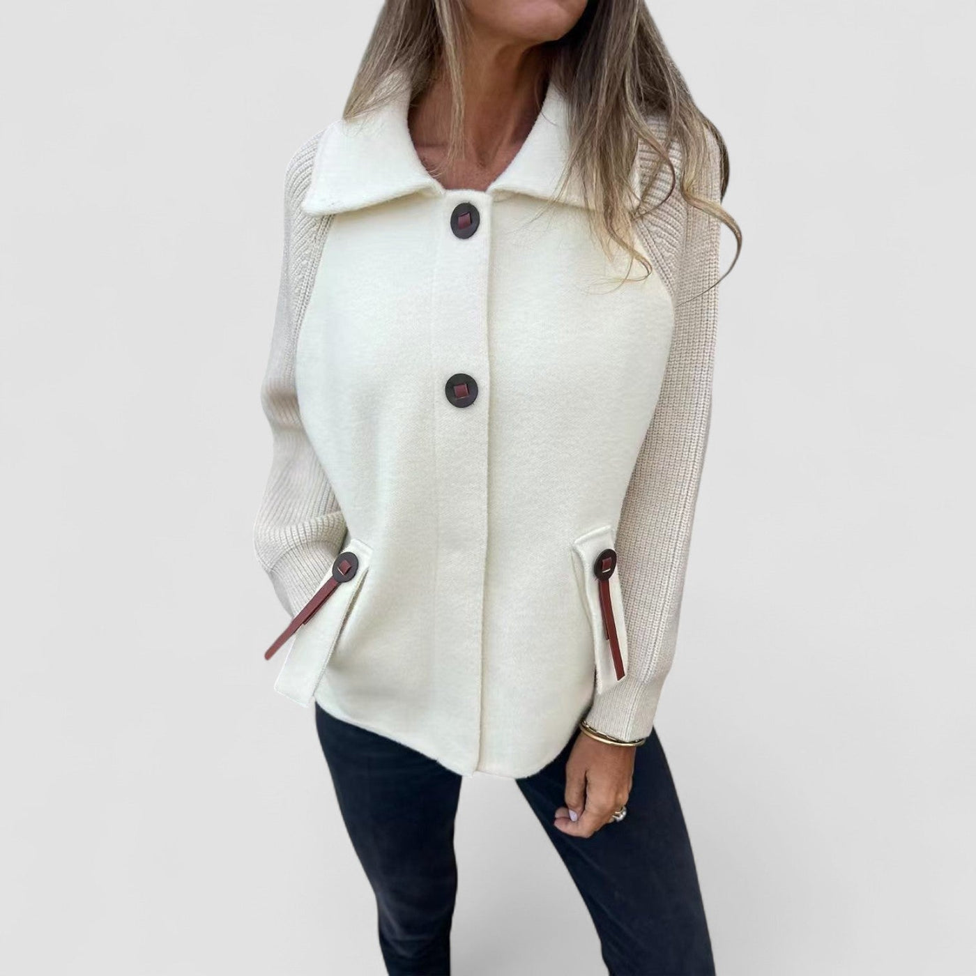 Aveline™ | Klassische Button-Strickjacke